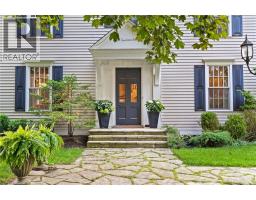 535 CHARLOTTE Street - 9