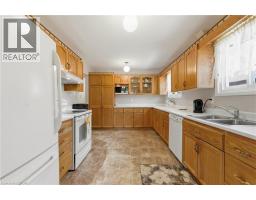 35 BARNICKE Drive - 8