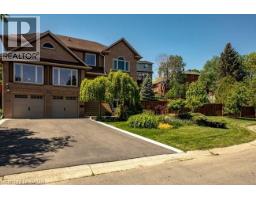 38 SUNDROP Court - 2