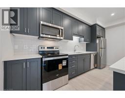 525 ERINBROOK Drive UnitNo. C052 - 15