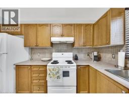 34 PHAIR Crescent - 16