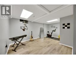 34 PHAIR Crescent - 34