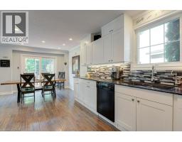 61 DITNER Avenue - 15