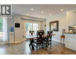 61 DITNER Avenue - 16