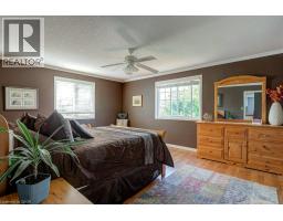 61 DITNER Avenue - 22