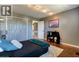 61 DITNER Avenue - 27