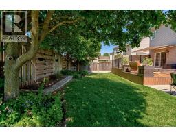 61 DITNER Avenue - 41