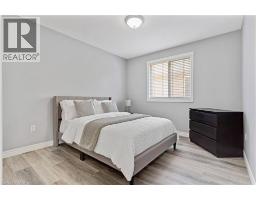 11 GOODWOOD Court - 30
