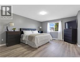 11 GOODWOOD Court - 32