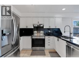 11 GOODWOOD Court - 6