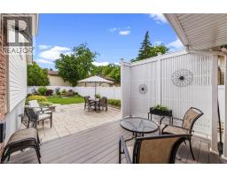 680 LOMOND Crescent - 32