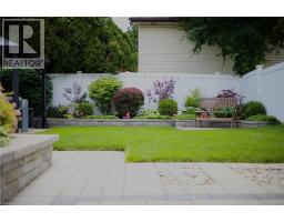 680 LOMOND Crescent - 34