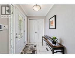 680 LOMOND Crescent - 4