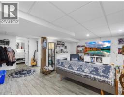 420 WAVERLY Street - 17