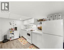 420 WAVERLY Street - 21