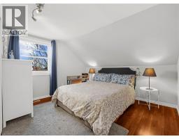420 WAVERLY Street - 9