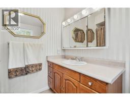 39 MAUREEN Avenue - 25