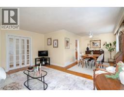652 ARDLEIGH Crescent - 17