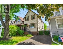 124 CAMPBELL Avenue - 2