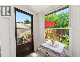 124 CAMPBELL Avenue - 23