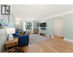 124 CAMPBELL Avenue - 7