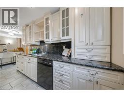 124 DUNSMERE Drive - 13