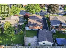 124 DUNSMERE Drive - 44