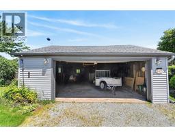 1621 SECOND AVE LOUTH - 21