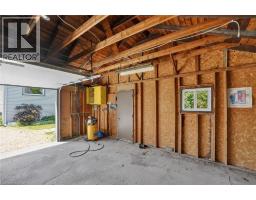1621 SECOND AVE LOUTH - 22