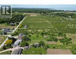 1621 SECOND AVE LOUTH - 32