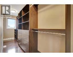 15 MCWILLIAMS Court - 24