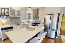 16 RIDGEGATE Crescent - 10