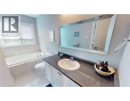 16 RIDGEGATE Crescent - 17