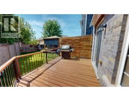 16 RIDGEGATE Crescent - 30