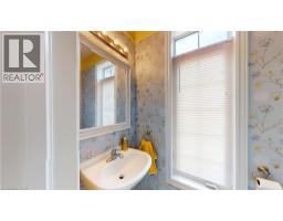 16 RIDGEGATE Crescent - 6