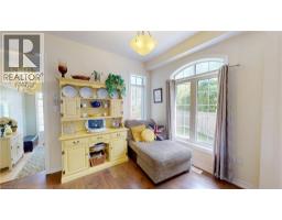 16 RIDGEGATE Crescent - 7