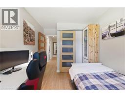 6 GERRARD Avenue - 22