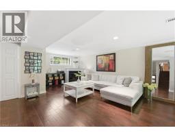 6 GERRARD Avenue - 23