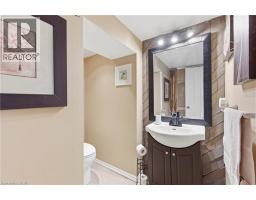 6 GERRARD Avenue - 26
