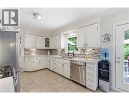 6 GERRARD Avenue - 6