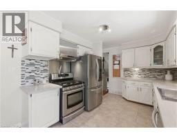 6 GERRARD Avenue - 7