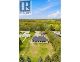 75 ROBINSON Road - 40