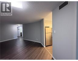 20 E ELLEN Street E UnitNo. 404 - 6