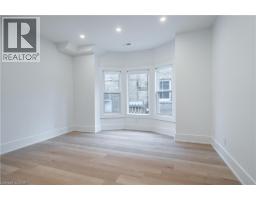 204 BALSAM Avenue S - 11