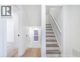 204 BALSAM Avenue S - 18