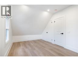 204 BALSAM Avenue S - 31