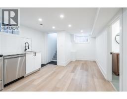 204 BALSAM Avenue S - 35