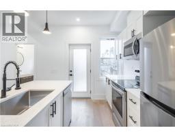 204 BALSAM Avenue S - 9