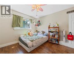 54 E CHESTNUT Street E - 16