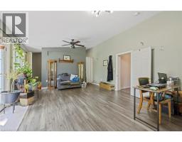54 E CHESTNUT Street E - 20